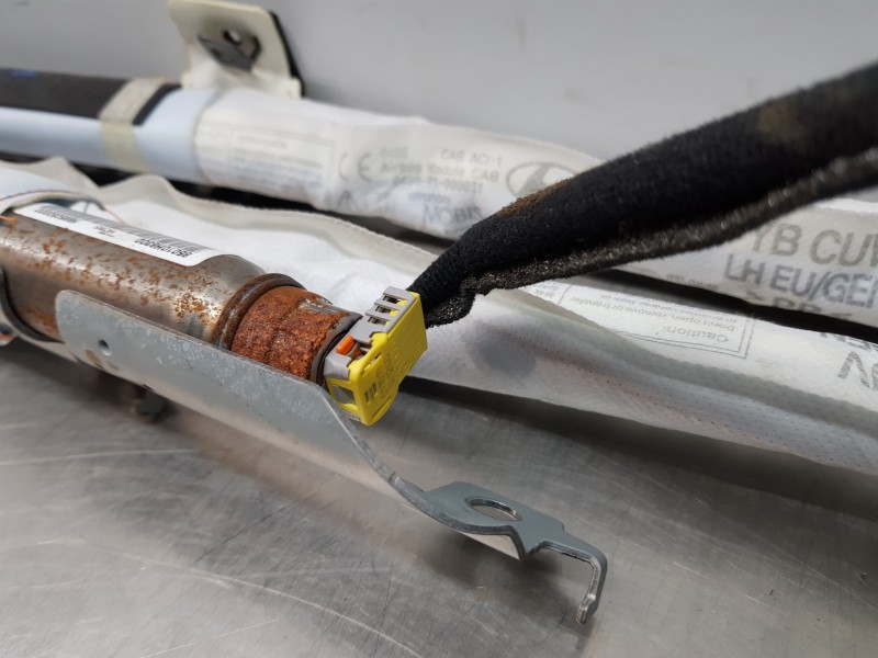 Recambio de airbag cortina delantero izquierdo para kia stonic (ybcuv) concept referencia OEM IAM 85010H8300  