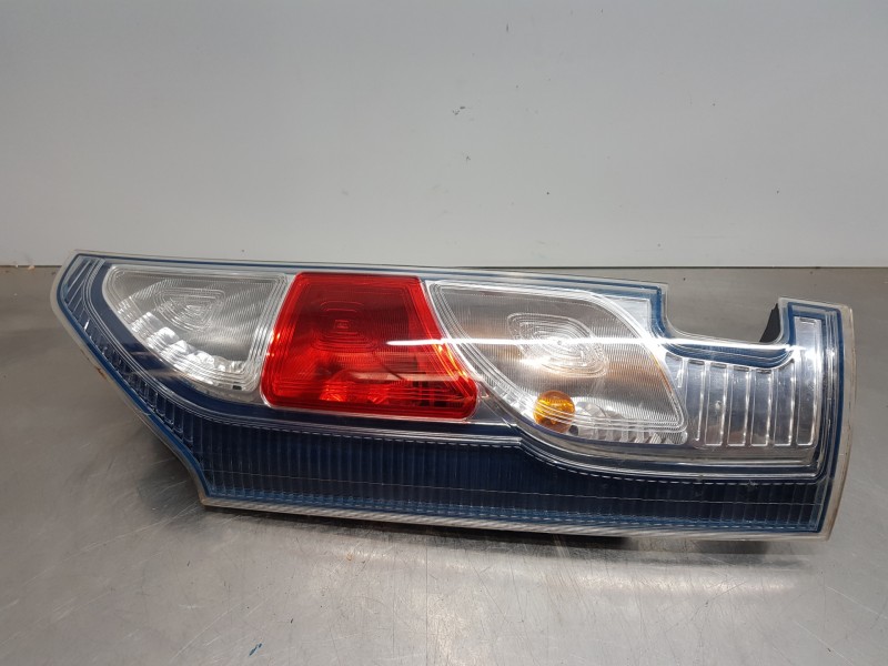 Recambio de piloto trasero derecho para renault kangoo express referencia OEM IAM 265507459R  