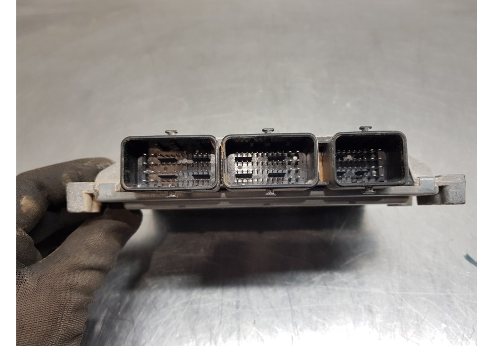 Recambio de centralita motor uce para renault kangoo express referencia OEM IAM 237D40171R   Recambio de centralita motor uce para renault kangoo express referencia OEM IAM 237D40171R