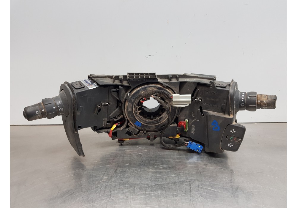 Recambio de mando multifuncion para renault kangoo express referencia OEM IAM 255677116R 8201590627 255405605R Recambio de mando multifuncion para renault kangoo express referencia OEM IAM 255677116R 8201590627 255405605R