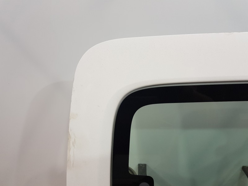 Recambio de puerta lateral corredera derecha para renault kangoo express referencia OEM IAM 821003122R   Recambio de puerta lateral corredera derecha para renault kangoo express referencia OEM IAM 821003122R