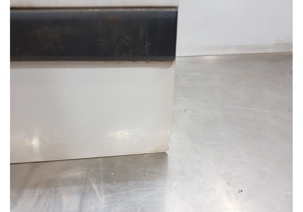 Recambio de puerta lateral corredera derecha para renault kangoo express referencia OEM IAM 821003122R   Recambio de puerta lateral corredera derecha para renault kangoo express referencia OEM IAM 821003122R