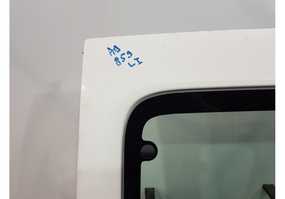 Recambio de puerta lateral corredera izquierda para renault kangoo express referencia OEM IAM 821013612R   Recambio de puerta lateral corredera izquierda para renault kangoo express referencia OEM IAM 821013612R