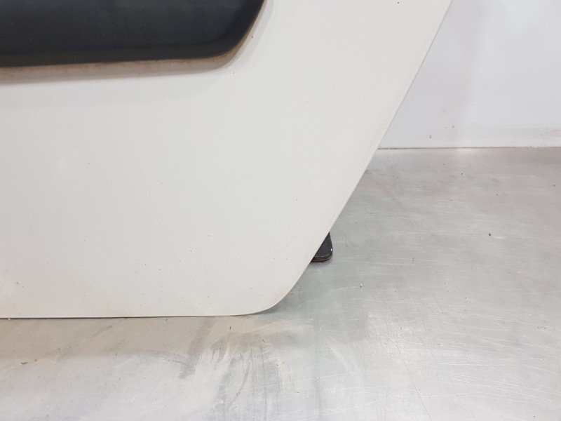 Recambio de puerta lateral corredera izquierda para renault kangoo express referencia OEM IAM 821013612R   Recambio de puerta lateral corredera izquierda para renault kangoo express referencia OEM IAM 821013612R