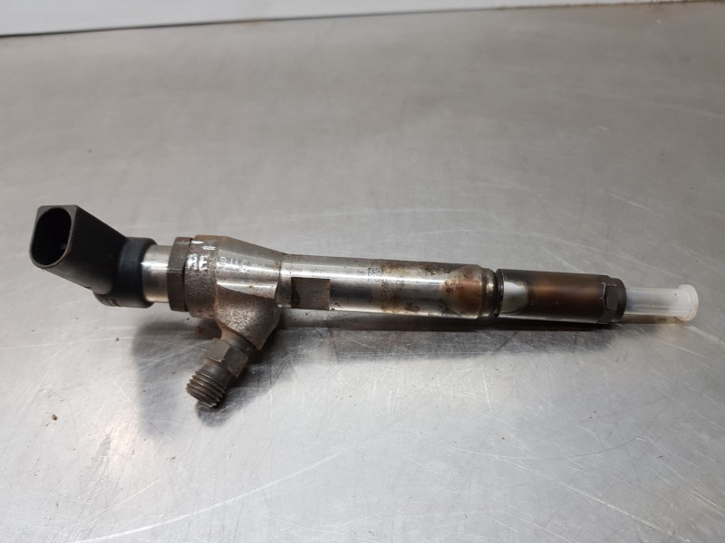 Recambio de inyector para renault megane iii berlina 5 p authentique referencia OEM IAM 166009445R  