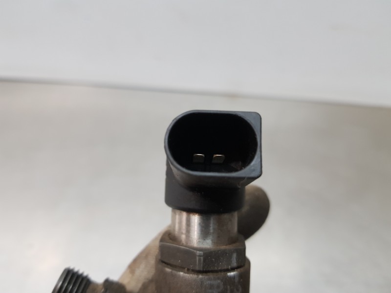 Recambio de inyector para renault megane iii berlina 5 p authentique referencia OEM IAM 166009445R  