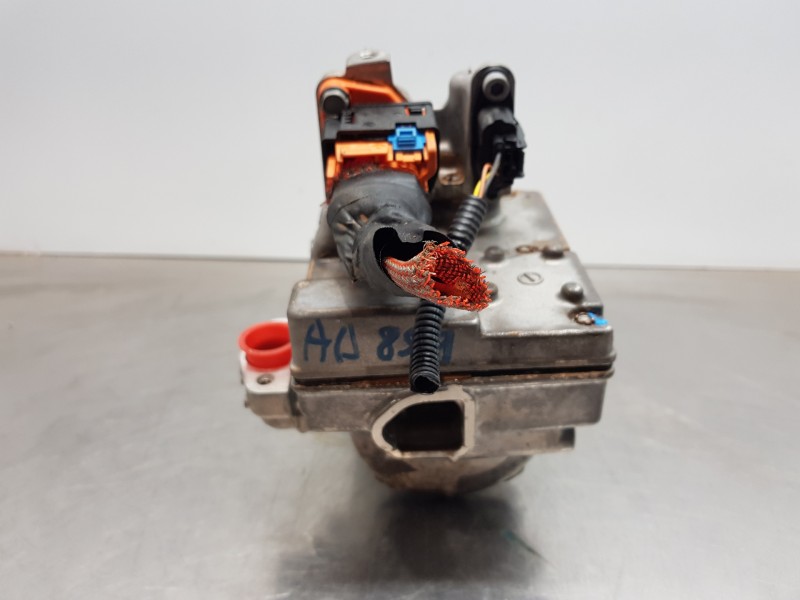 Recambio de compresor aire acondicionado para renault kangoo express referencia OEM IAM 926008999R  