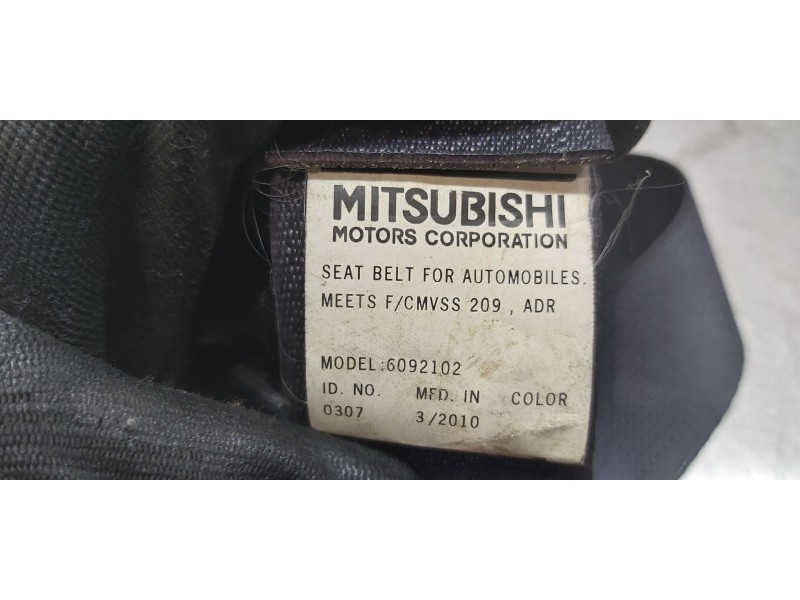 Recambio de cinturon seguridad trasero derecho para mitsubishi outlander (cw0) challenge 4wd referencia OEM IAM 7000A470XB  