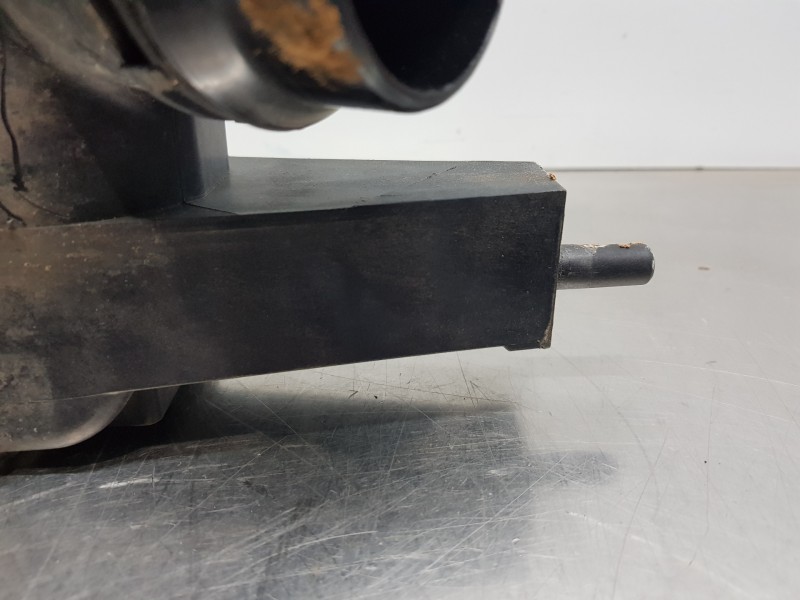 Recambio de intercooler para nissan juke (f15) visia referencia OEM IAM 144613ZU0B  