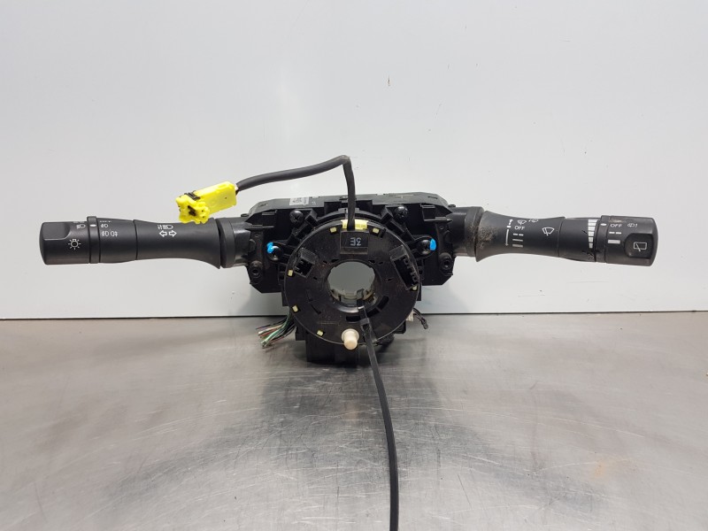 Recambio de anillo airbag para nissan juke (f15) visia referencia OEM IAM B55541KA8A  