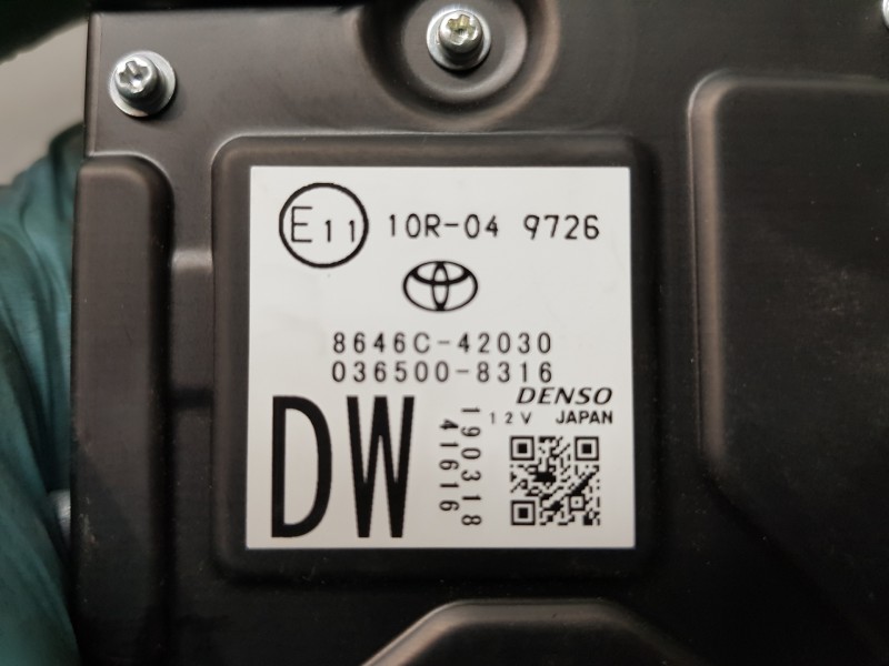 Recambio de modulo electronico para toyota rav 4 hybrid referencia OEM IAM 646C42030  