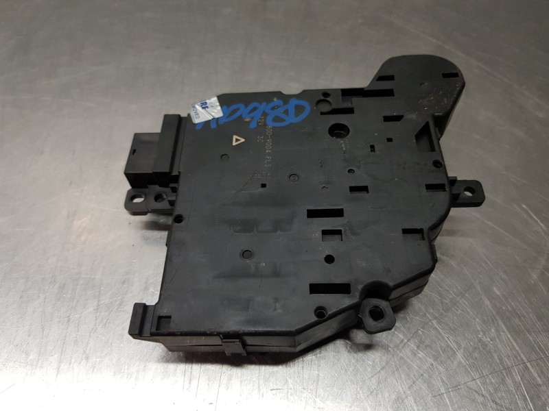 Recambio de modulo electronico para toyota rav 4 hybrid referencia OEM IAM 638009004  