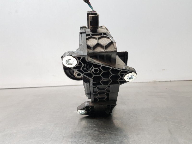 Recambio de pedal acelerador para toyota rav 4 hybrid referencia OEM IAM 7811033140 2701000040 