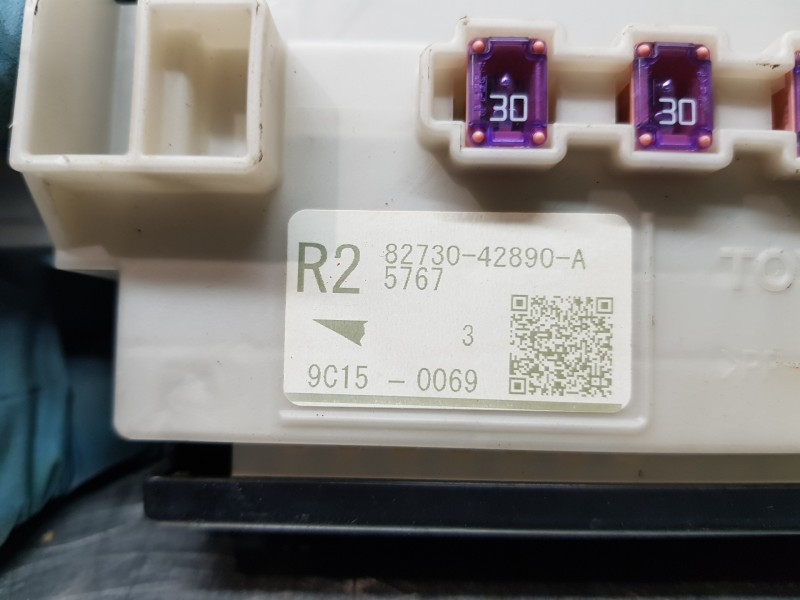 Recambio de modulo electronico para toyota rav 4 hybrid referencia OEM IAM 8273042890 8273042890A 