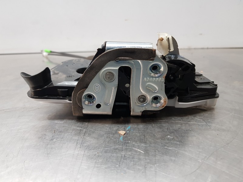 Recambio de cerradura puerta delantera derecha para toyota rav 4 hybrid referencia OEM IAM 6903062010  