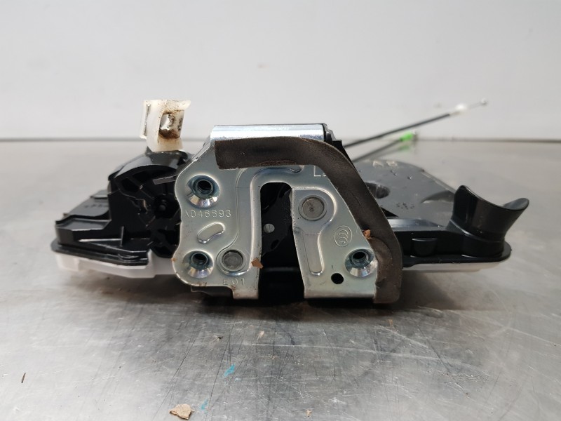 Recambio de cerradura puerta delantera izquierda para toyota rav 4 hybrid referencia OEM IAM 6904053140  