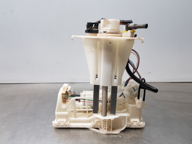 Recambio de aforador para toyota rav 4 hybrid referencia OEM IAM 7702042260  