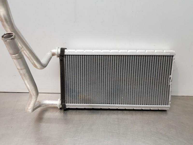 Recambio de calandra delantera de radiador para toyota rav 4 hybrid referencia OEM IAM 8710733130  