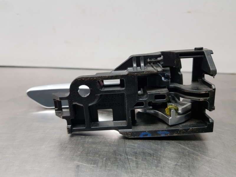 Recambio de maneta interior delantera izquierda para toyota rav 4 hybrid referencia OEM IAM   