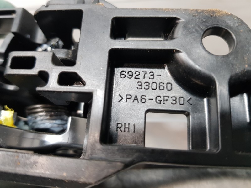Recambio de maneta interior delantera derecha para toyota rav 4 hybrid referencia OEM IAM 6927333060  