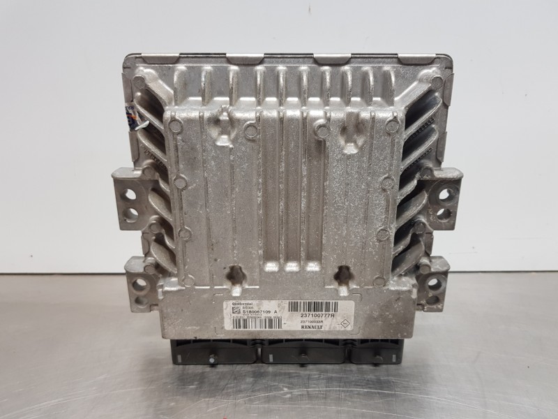 Recambio de centralita motor uce para renault megane iii berlina 5 p authentique referencia OEM IAM 237100777R  