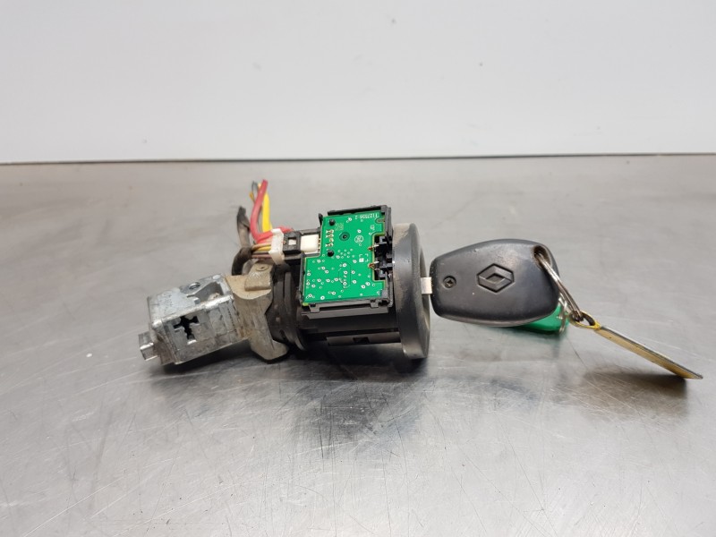 Recambio de antirrobo para renault kangoo express referencia OEM IAM 8200405701  