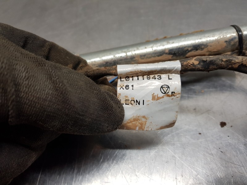 Recambio de enganche del cinturon delantero izq para renault kangoo express referencia OEM IAM 878977650R  