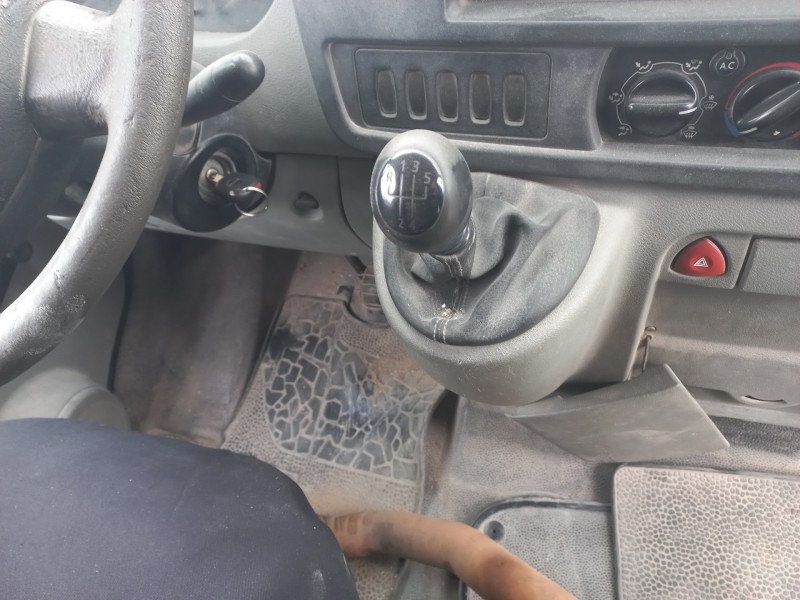 renault master ii phase 2 caja cerrada del año 2004