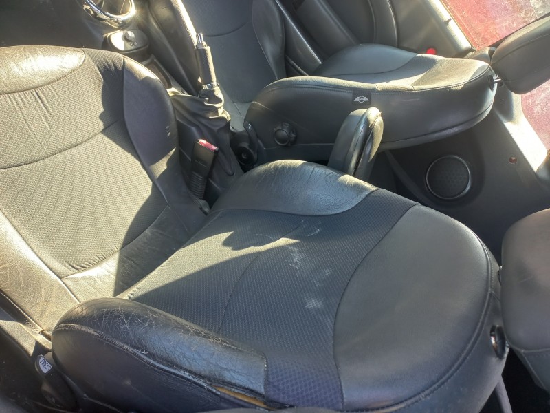 bmw mini cabrio (r52) del año 2004