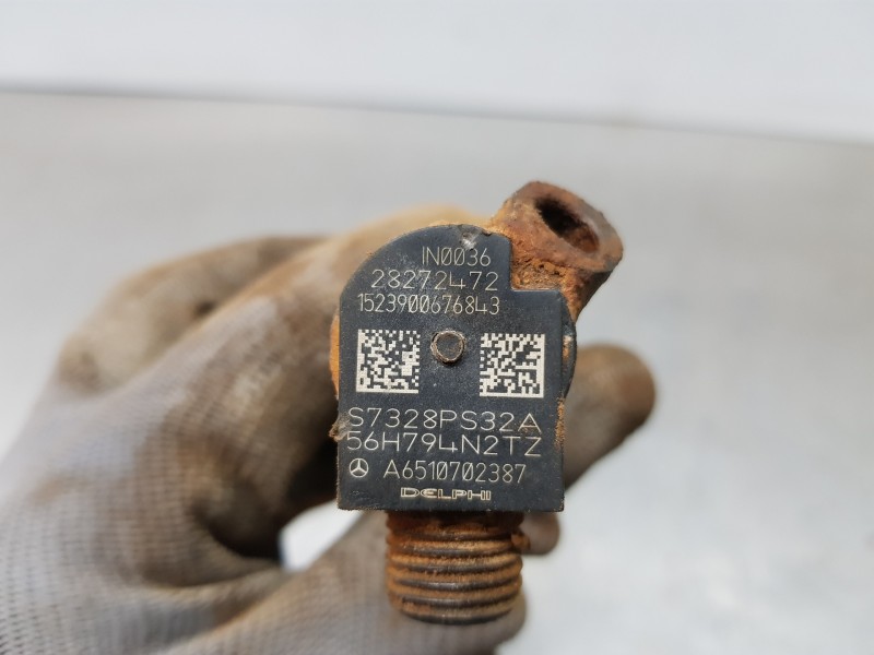 Recambio de inyector para mercedes clase b (w246) style referencia OEM IAM A6510702387  