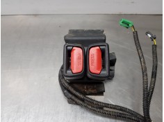 Recambio de enganche del cinturon trasero central para toyota rav 4 hybrid referencia OEM IAM 7348042070C0  