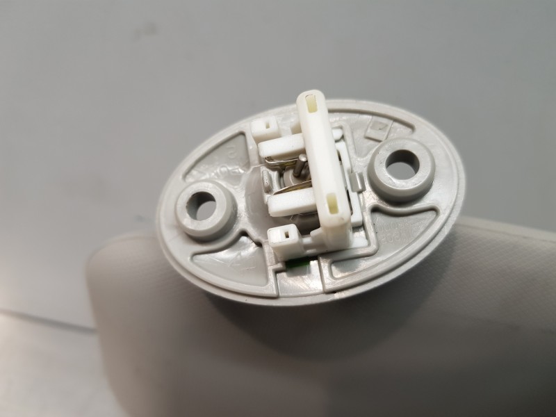 Recambio de parasol derecho para toyota rav 4 hybrid referencia OEM IAM 7431042681B0  