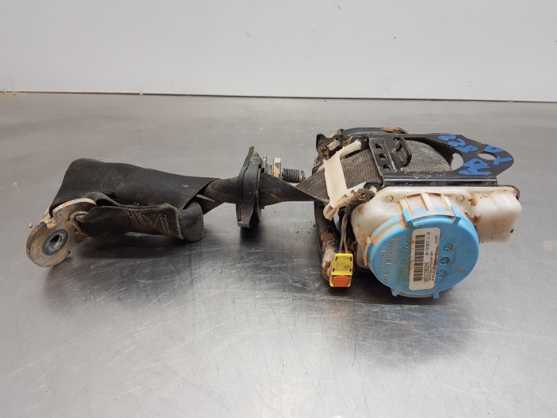 Recambio de cinturon seguridad trasero derecho para mercedes clase b (w246) style referencia OEM IAM A2468600100  