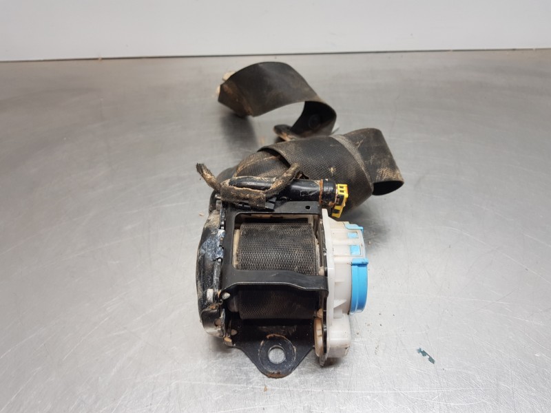 Recambio de cinturon seguridad trasero izquierdo para mercedes clase b (w246) style referencia OEM IAM A2468600000  
