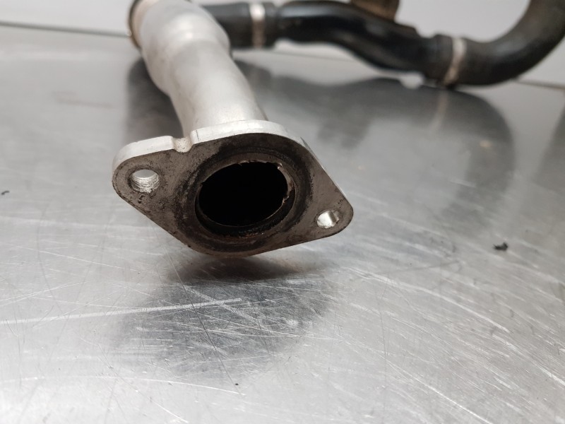 Recambio de tubo presion turbocompresor para chevrolet aveo sedán emotion referencia OEM IAM 96874704  