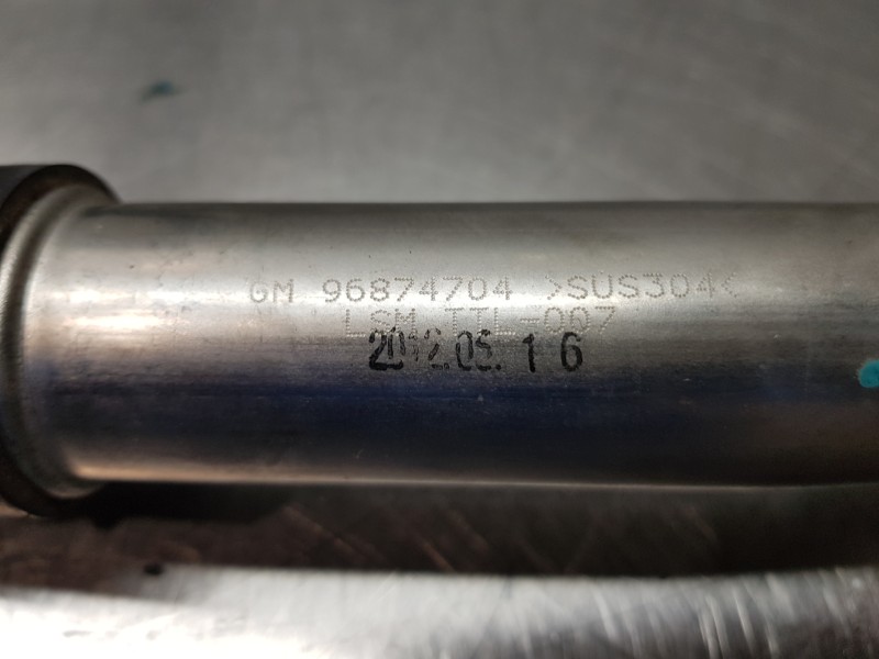 Recambio de tubo presion turbocompresor para chevrolet aveo sedán emotion referencia OEM IAM 96874704  