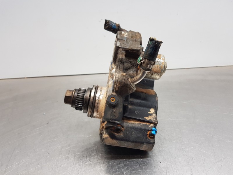 Recambio de bomba inyeccion para mercedes clase b (w246) style referencia OEM IAM A6510702601 28447439 