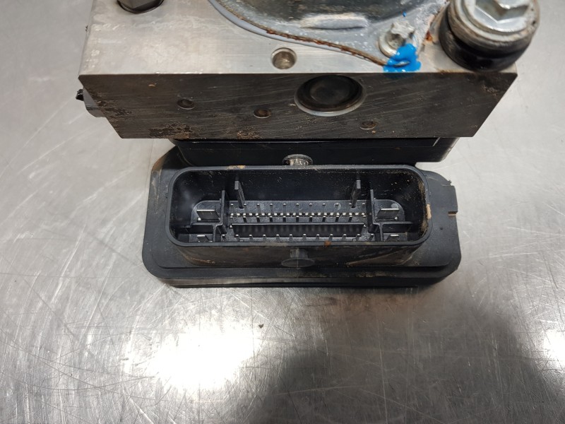 Recambio de abs para mercedes clase b (w246) style referencia OEM IAM A0004313700 A0004313800 