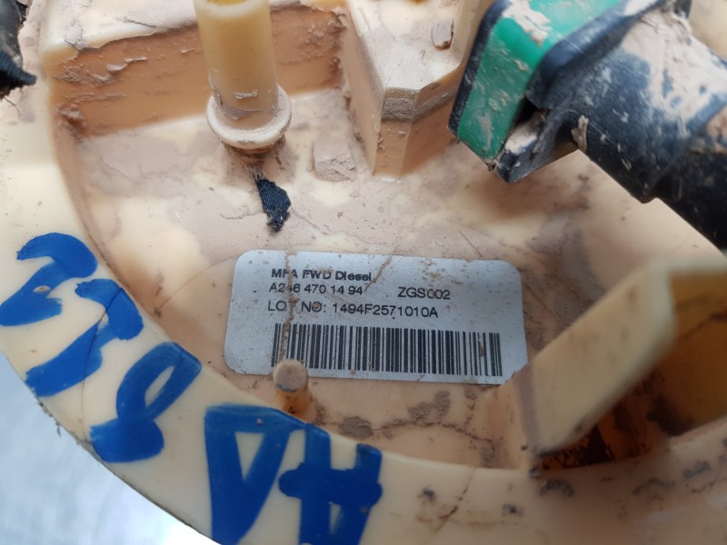 Recambio de aforador para mercedes clase b (w246) style referencia OEM IAM A2464701494  