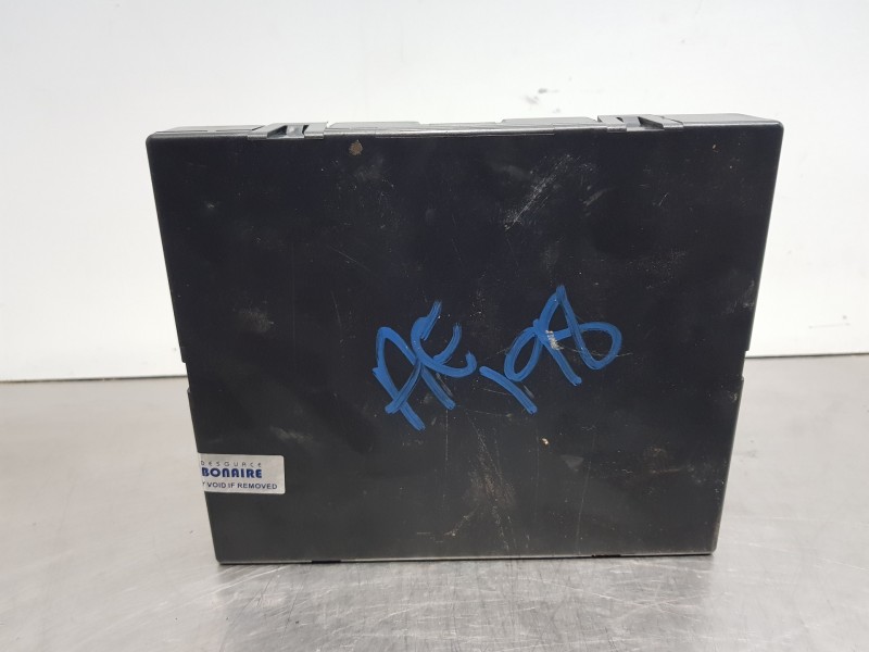 Recambio de modulo confort para audi a4 avant (b8) sline referencia OEM IAM 8K0907064DP  