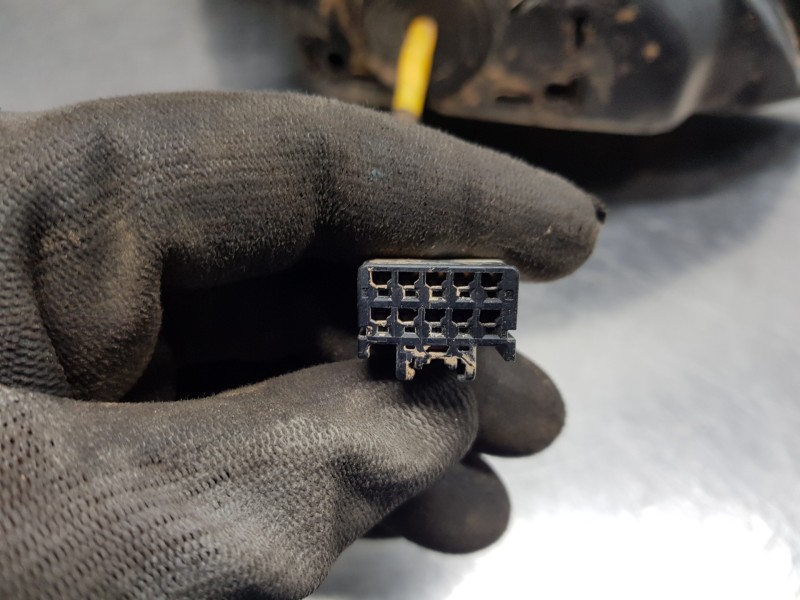 Recambio de retrovisor izquierdo para peugeot 2008 (p2) active referencia OEM IAM 98271329XT  