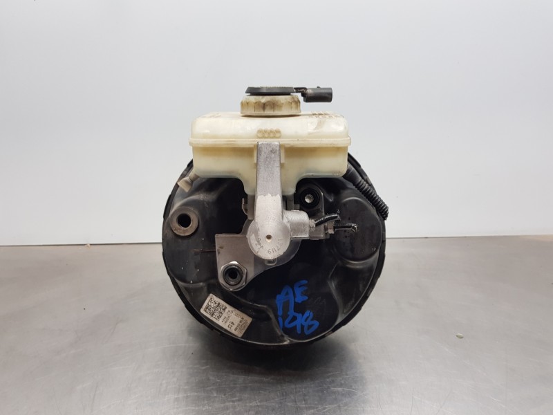 Recambio de servofreno para audi a4 avant (b8) sline referencia OEM IAM 8K0612103M  