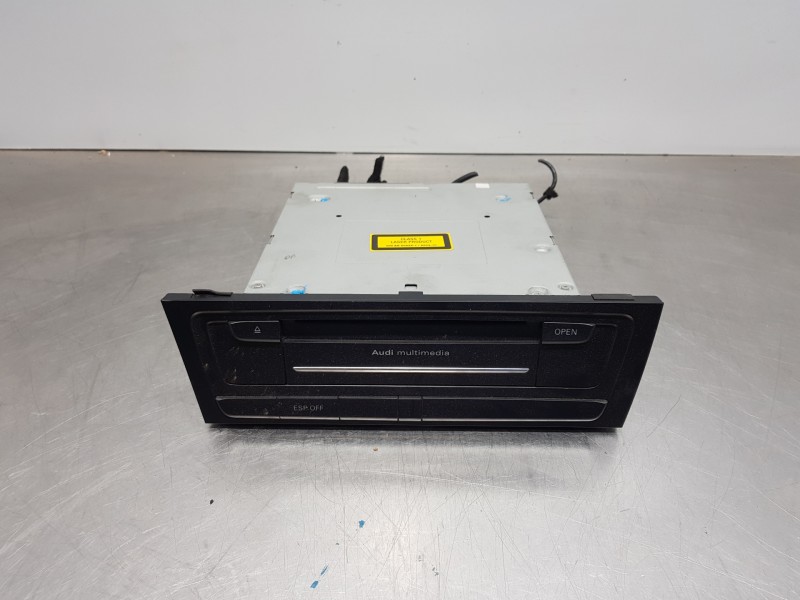 Recambio de sistema audio / radio cd para audi a4 avant (b8) sline referencia OEM IAM 8T1035652D  