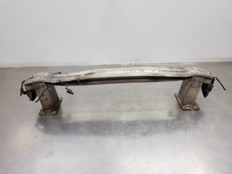 Recambio de refuerzo paragolpes delantero para audi a4 avant (b8) sline referencia OEM IAM 8K0807113D  