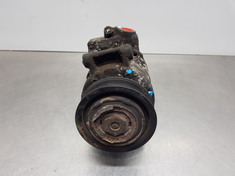 Recambio de compresor aire acondicionado para audi a4 avant (b8) sline referencia OEM IAM 8K0260805E  