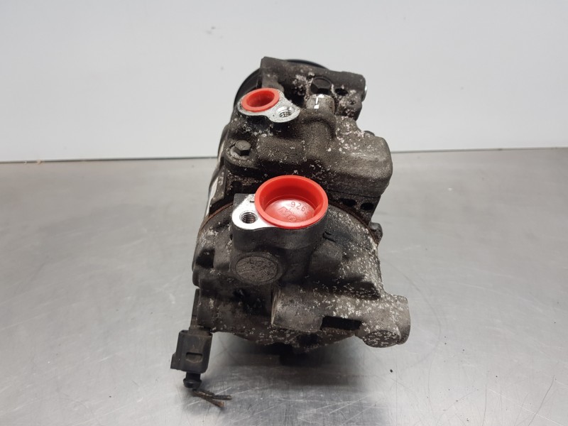 Recambio de compresor aire acondicionado para audi a4 avant (b8) sline referencia OEM IAM 8K0260805E  