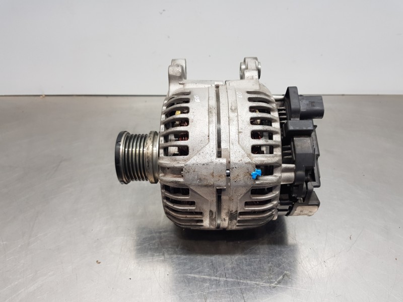 Recambio de alternador para audi a4 avant (b8) sline referencia OEM IAM 03G903016GX  