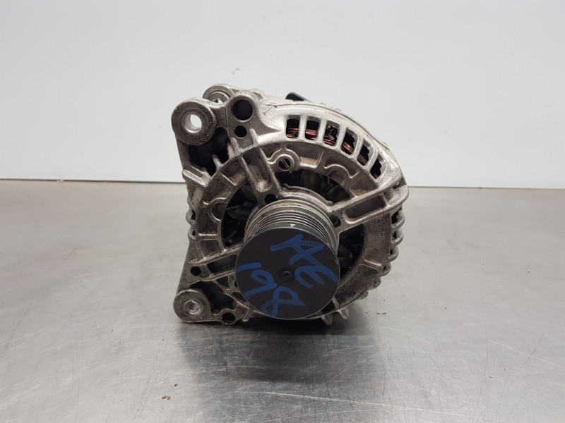 Recambio de alternador para audi a4 avant (b8) sline referencia OEM IAM 03G903016GX  