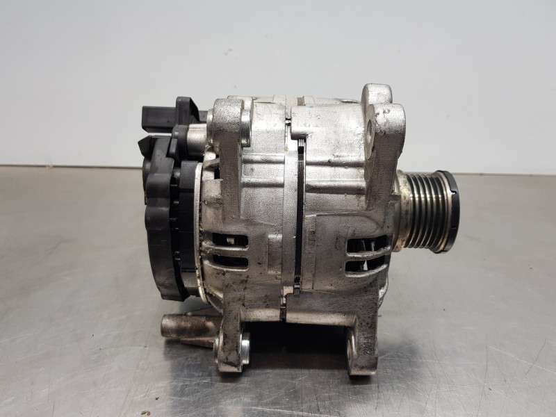 Recambio de alternador para audi a4 avant (b8) sline referencia OEM IAM 03G903016GX  