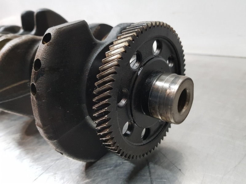 Recambio de cigueñal para audi a4 avant (8e) confort referencia OEM IAM 03L105021C  